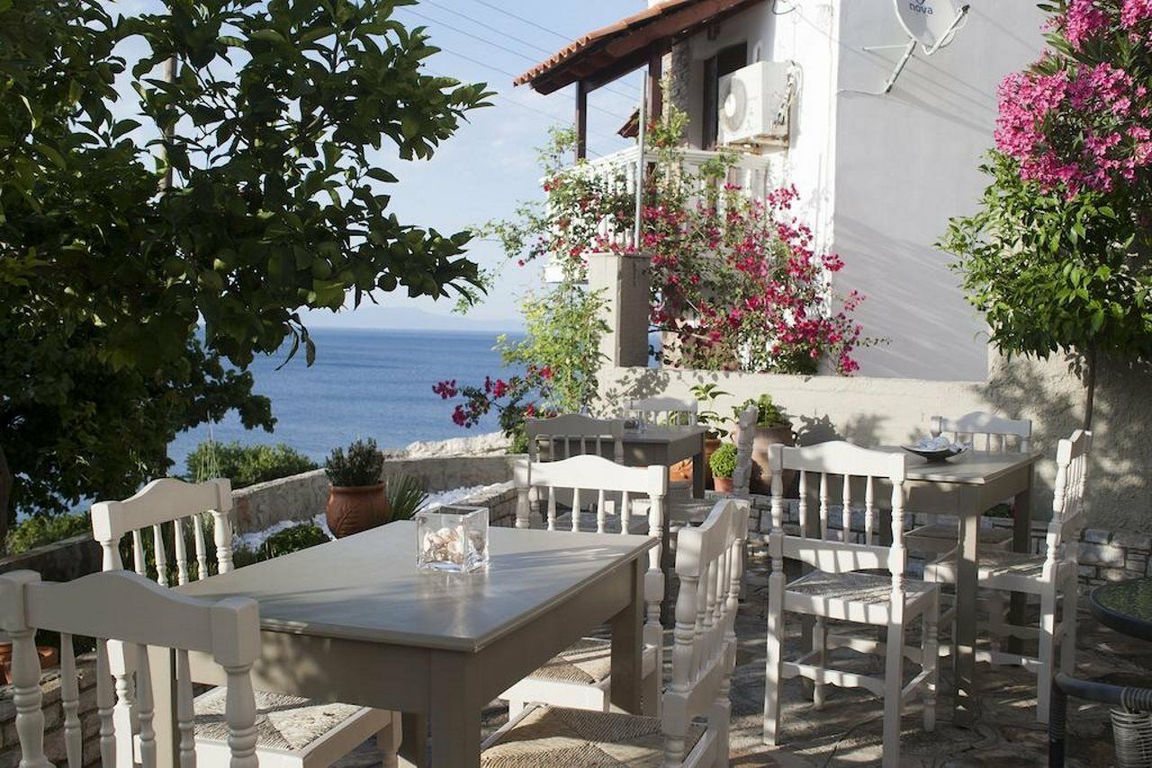 Hotel Cattleya كوكاري المظهر الخارجي الصورة